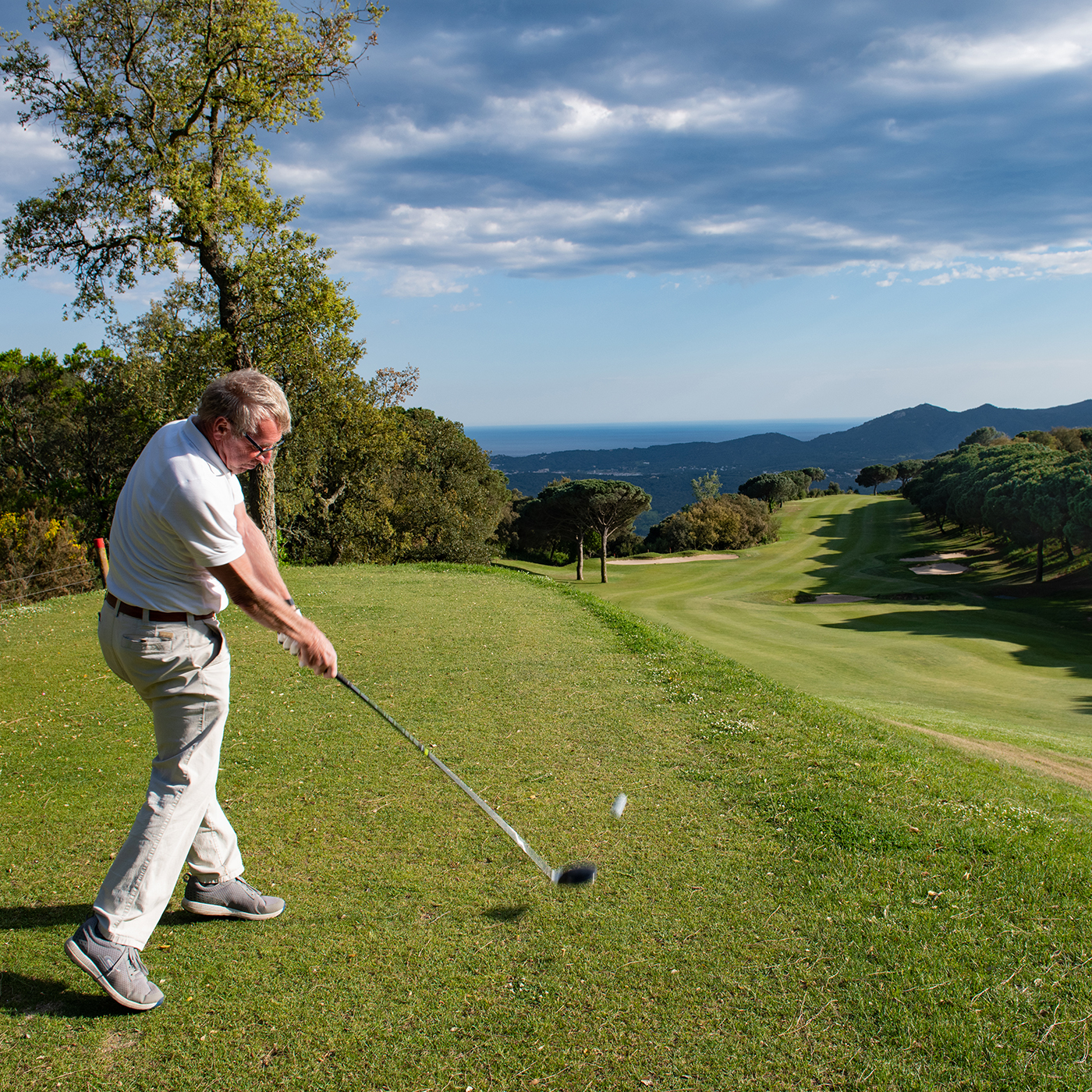 ALZE-Golfdaro-2